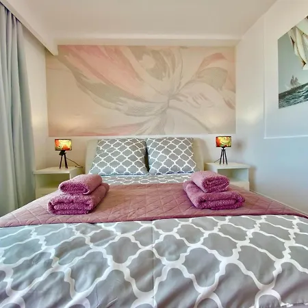 Appartamento Blue Diamond Luxury With Amazing Seaview In *