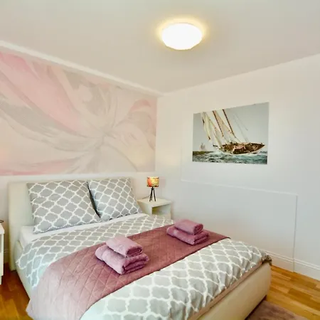Appartamento Blue Diamond Luxury With Amazing Seaview In *