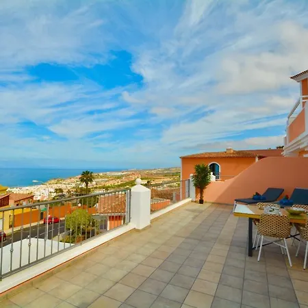 Blue Diamond Luxury With Amazing Seaview In Appartamento