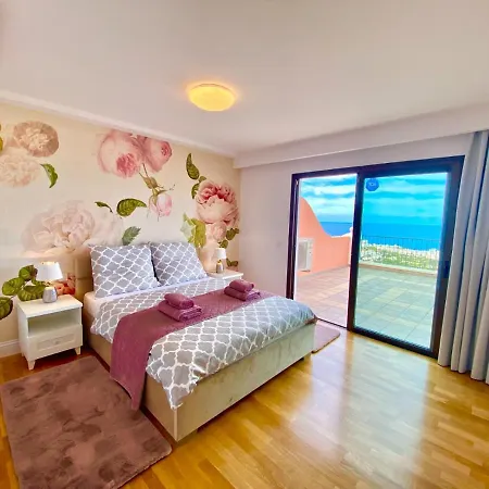 Blue Diamond Luxury With Amazing Seaview In Appartamento